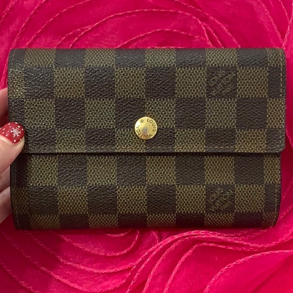 ‼️SOLD‼️ AUTHENTIC Louis Vuitton Wallet - Picture 3 of 8